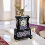 Настольные часы «Орел» из чароита и долерита в подарок — фотография 1
