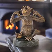 На память: Бронзовая фигурка «Не слышу» — обезьяна — фотография 1