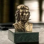 На память: Бюст «Э. Че Гевара» из бронзы — фотография 1